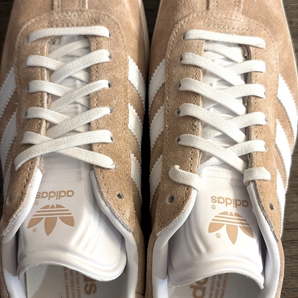 NEW [Adidas] Gazelle Suede Sneakers Shoes Beige/White Men’s 7.5 / Women’s 8.5 - Picture 9 of 13
